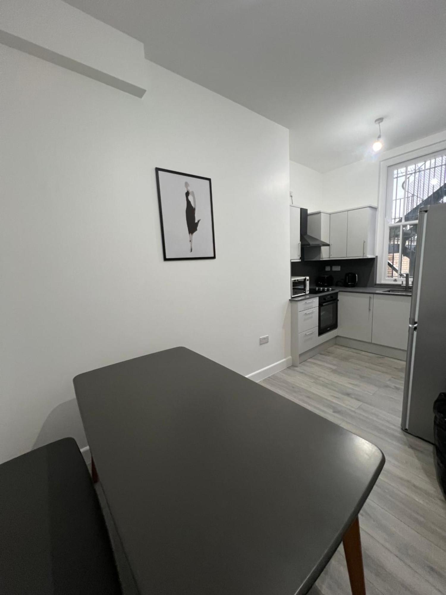 London Homes المظهر الخارجي الصورة